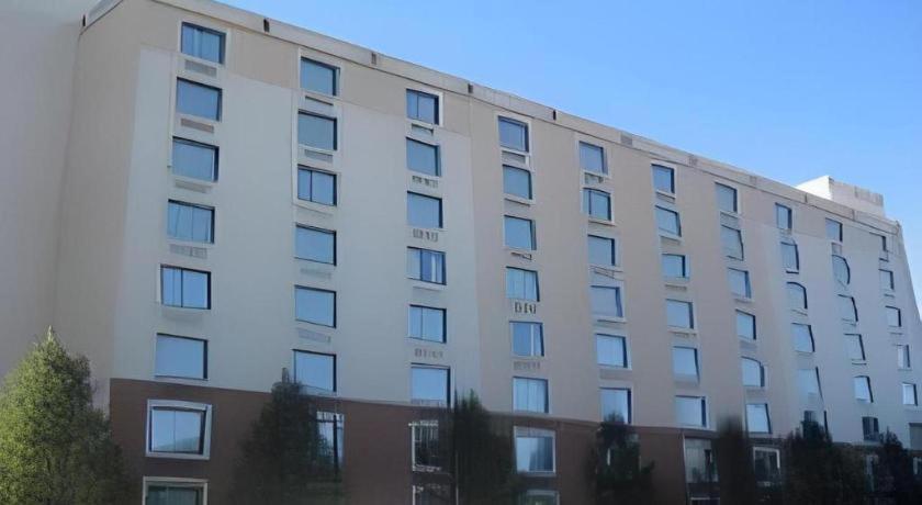 Garden Plaza Hotel Saddle Brook Ngoại thất bức ảnh