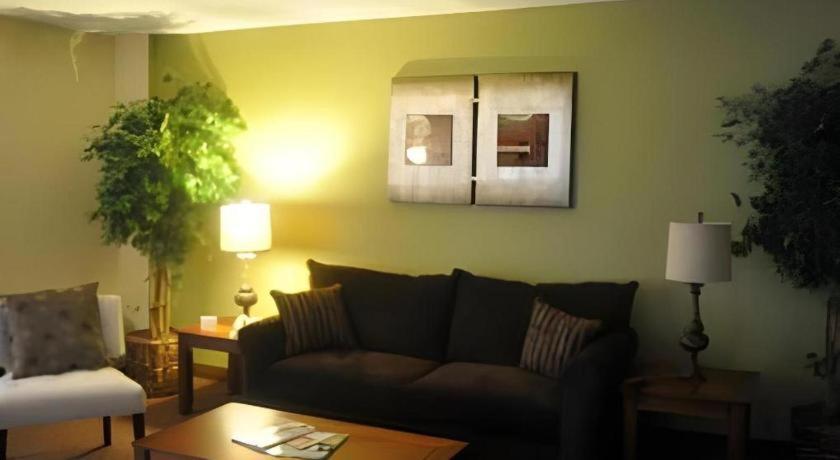 Garden Plaza Hotel Saddle Brook Ngoại thất bức ảnh