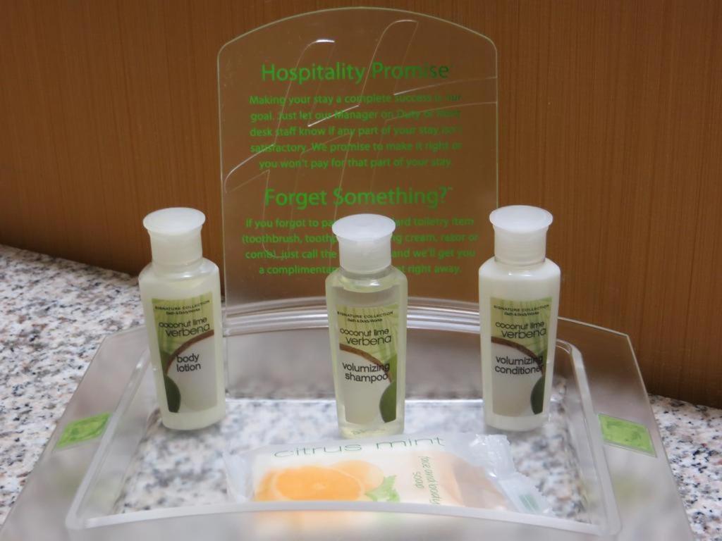 Garden Plaza Hotel Saddle Brook Ngoại thất bức ảnh