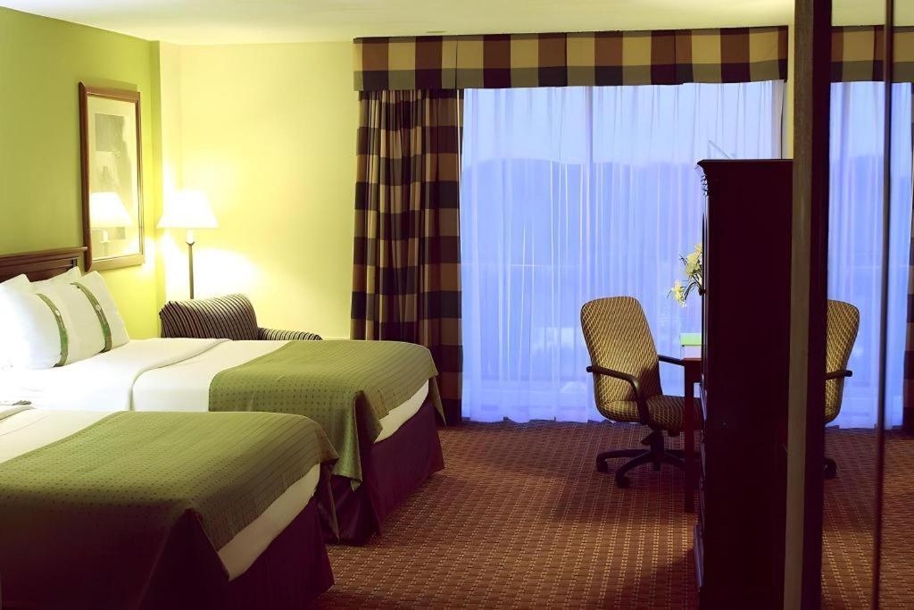 Garden Plaza Hotel Saddle Brook Ngoại thất bức ảnh